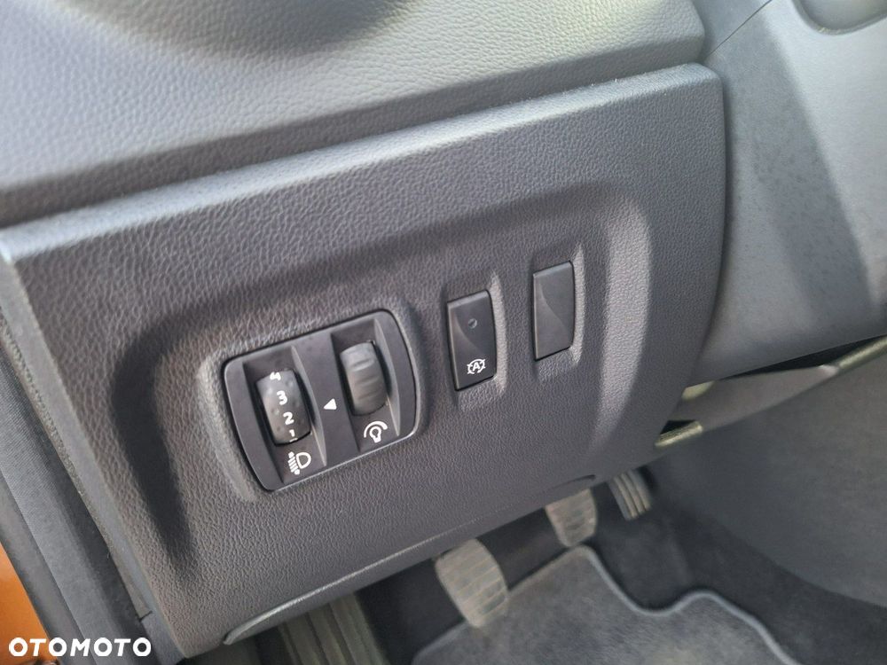 Renault Captur ENERGY TCe 90 Start&Stop Intens - 16
