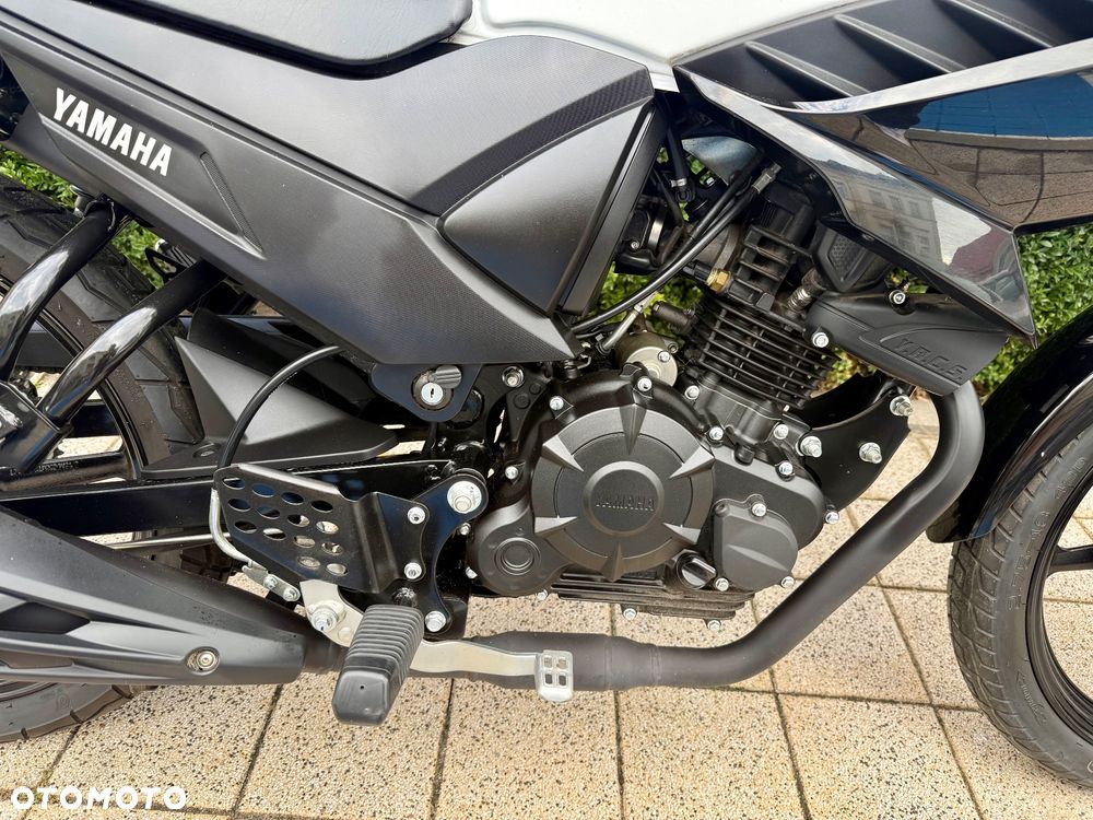 Yamaha YS - 11