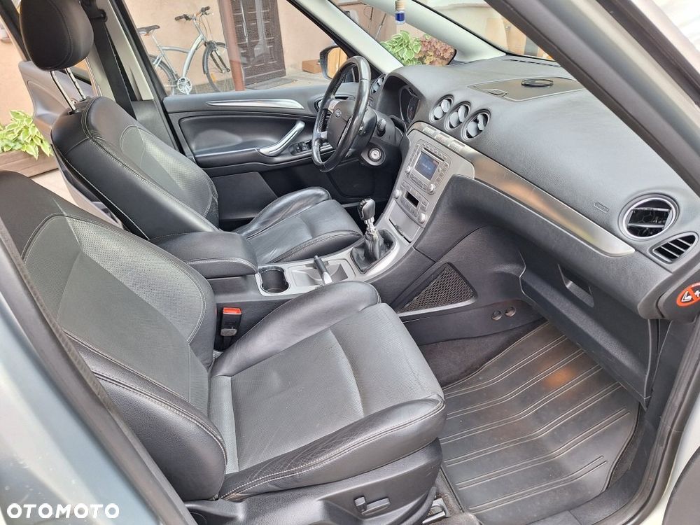 Ford S-Max 2.0 TDCi Titanium - 14