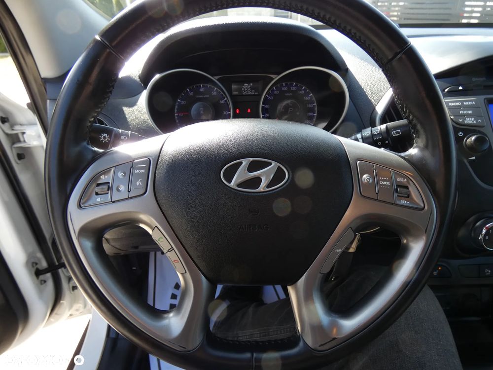 Hyundai ix35 2.0 2WD Automatik Trend - 23