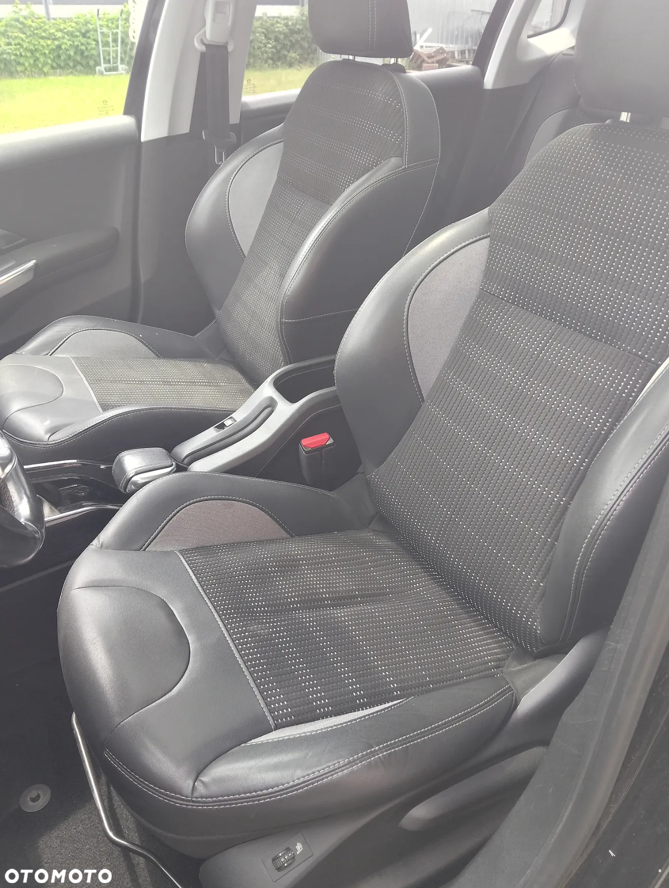 Peugeot 2008 1.6 BlueHDi Allure - 14