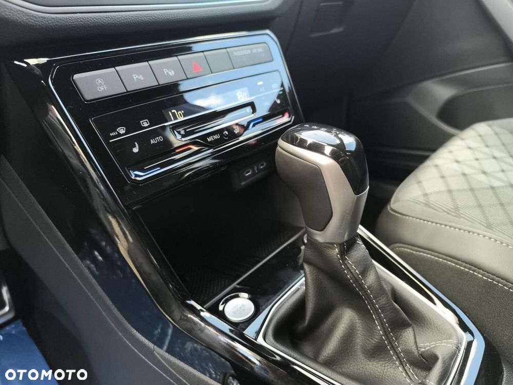 Volkswagen T-Cross - 15