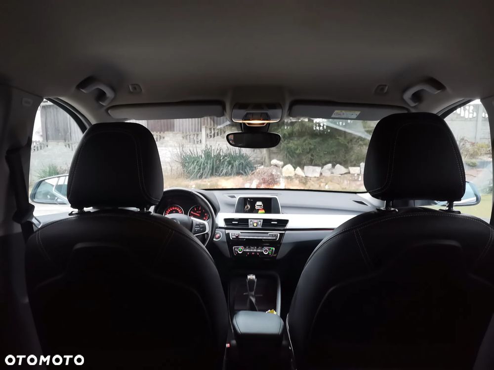 BMW X1 sDrive18d - 8
