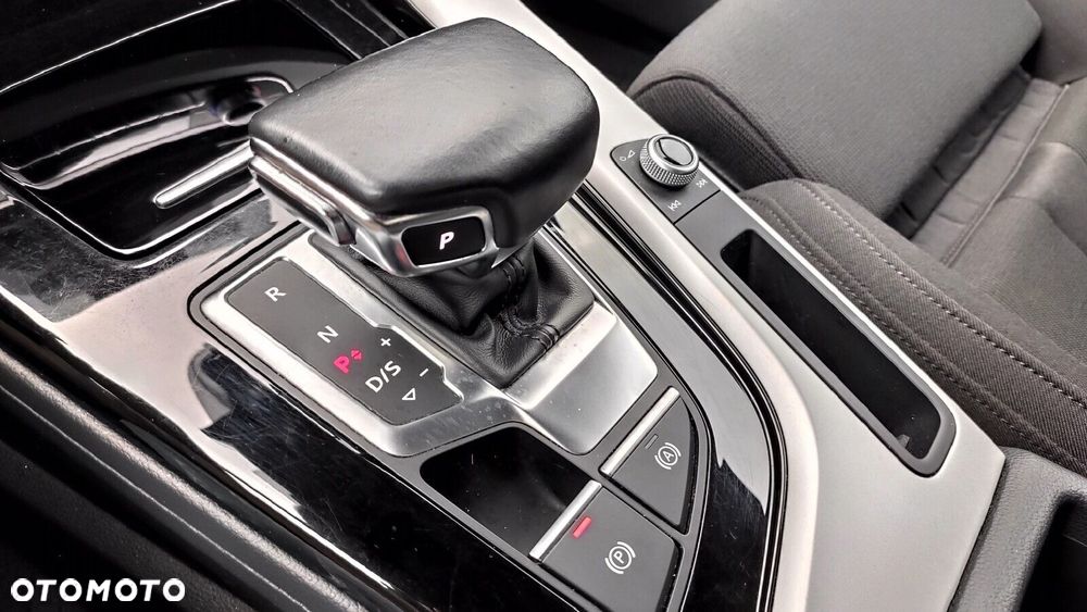 Audi A4 Limousine - 32