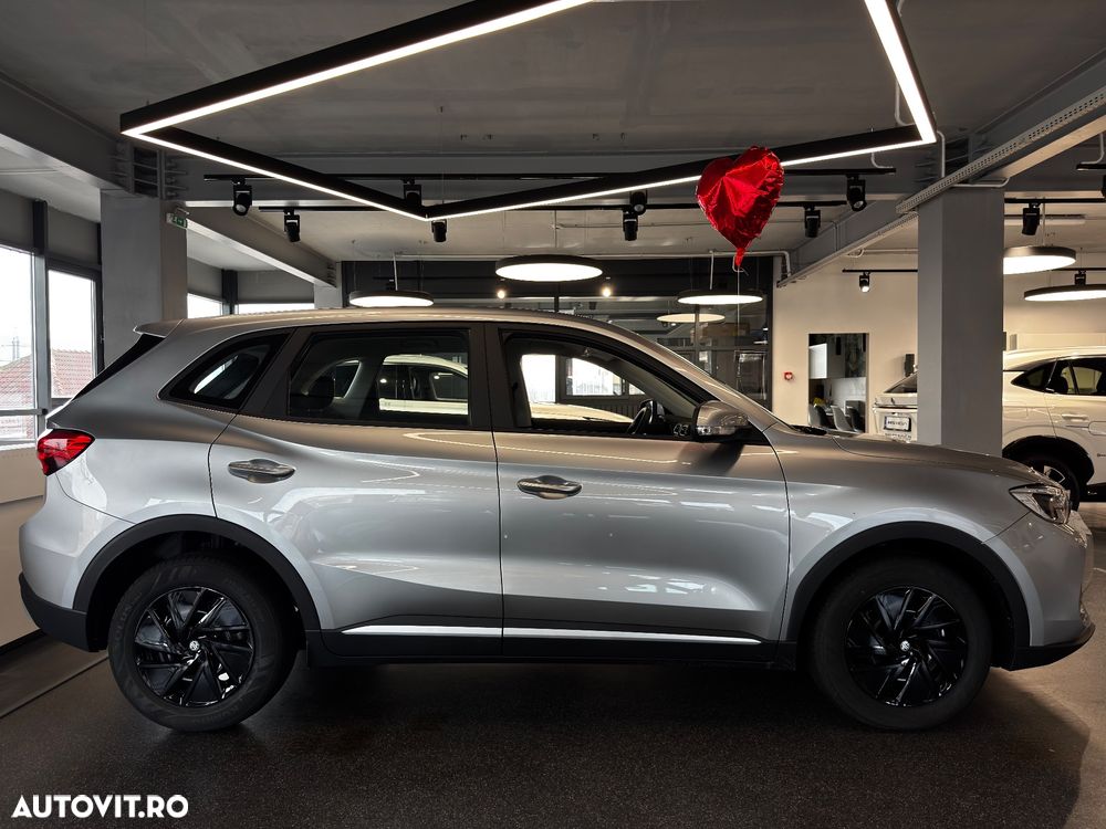 MG ZS HEV 1.5 GSI AT Explore - 3