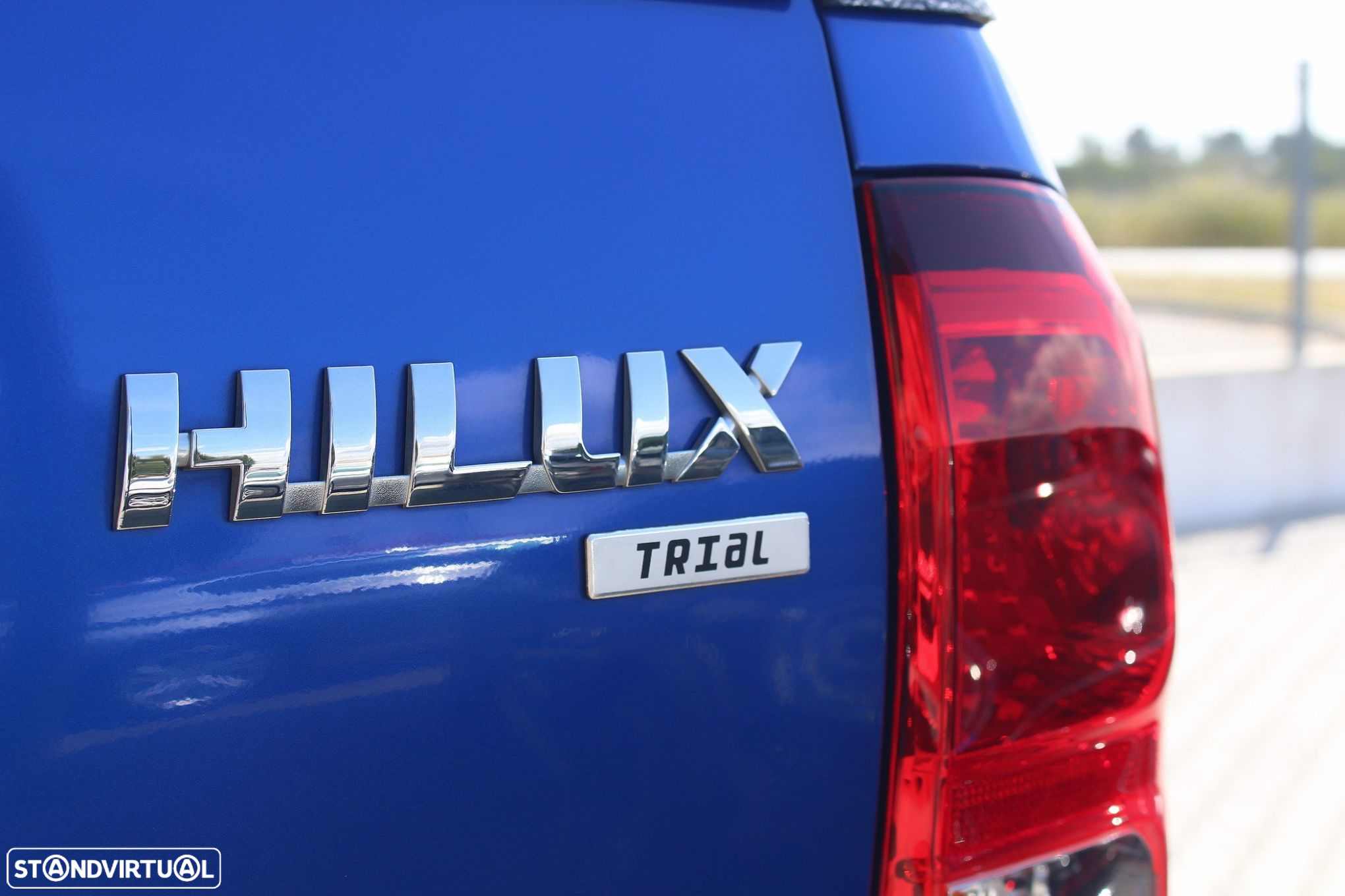 Toyota Hilux 2.4 D-4D 4WD Trial - 15