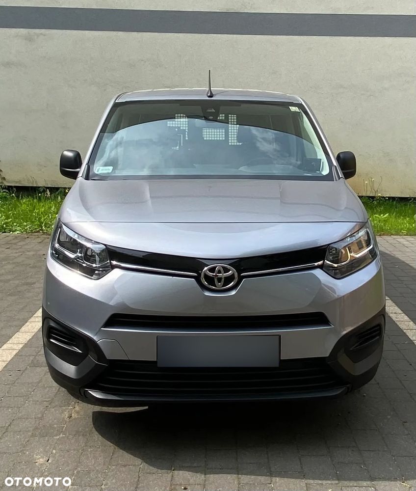 Toyota Proace City 1.5 D-4D Long 2,4t Active (bryg.) - 1