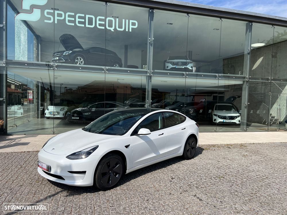 Tesla Model 3 Standard RWD - 2