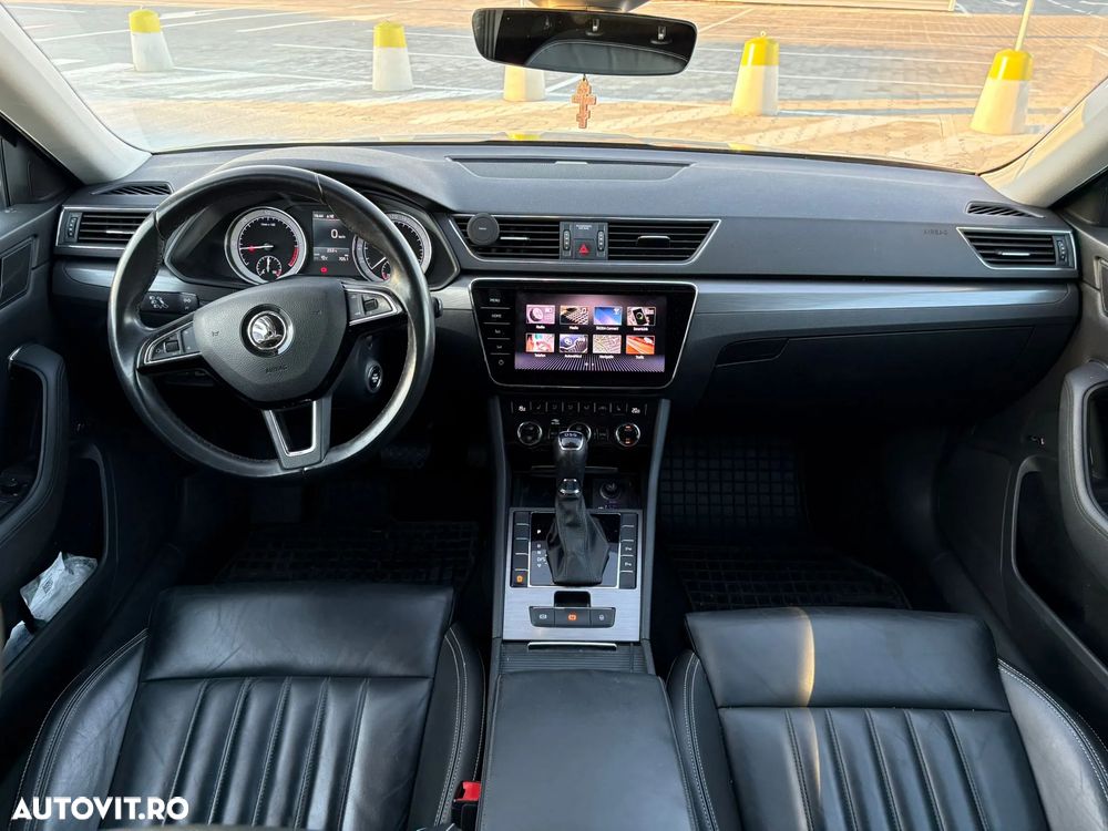 Skoda Superb Combi 2.0 TDI DSG Style - 14