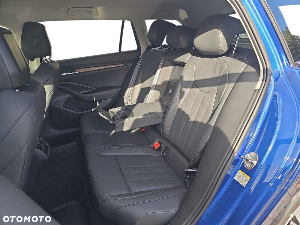 Skoda Superb 1.5 TSI mHEV L&K DSG - 11