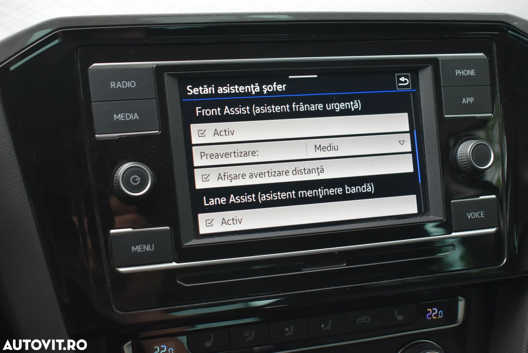 Volkswagen Passat 1.5 TSI ACT DSG Comfortline - 23