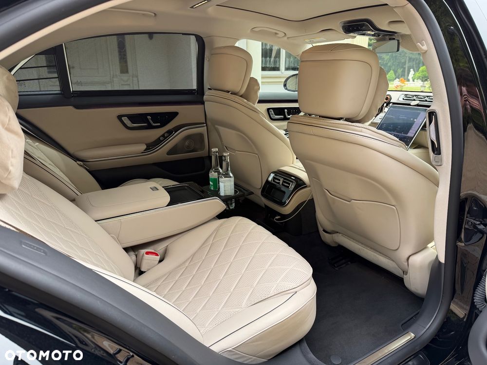 Mercedes-Benz Klasa S 580 4Matic L 9G-TRONIC - 15