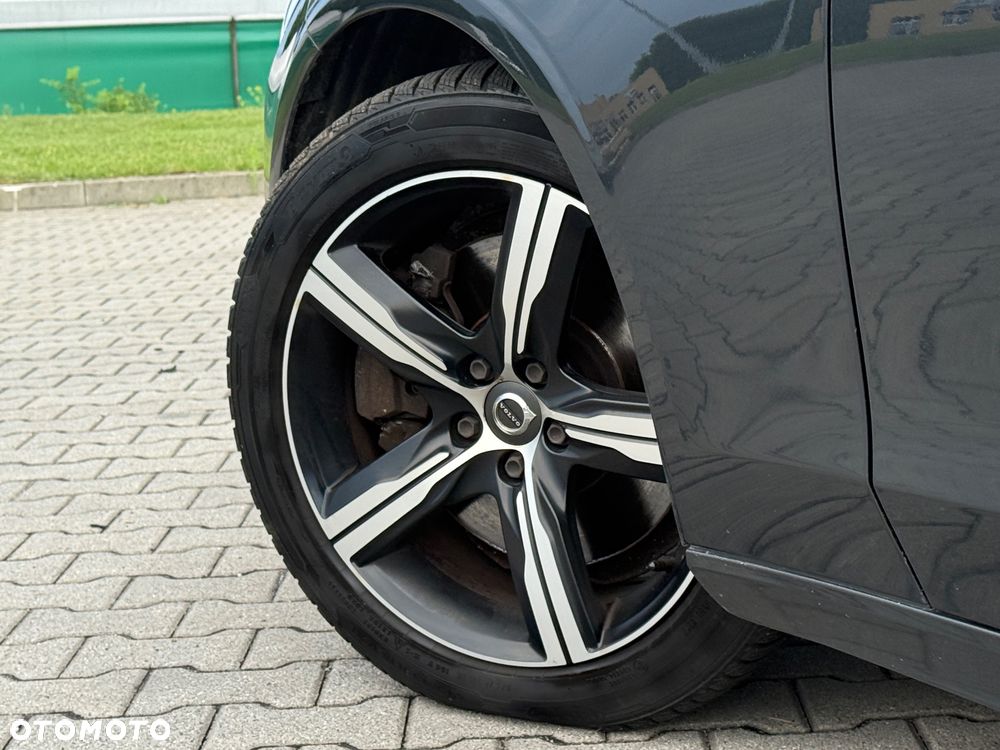 Volvo V90 D5 SCR AWD R-Design - 8