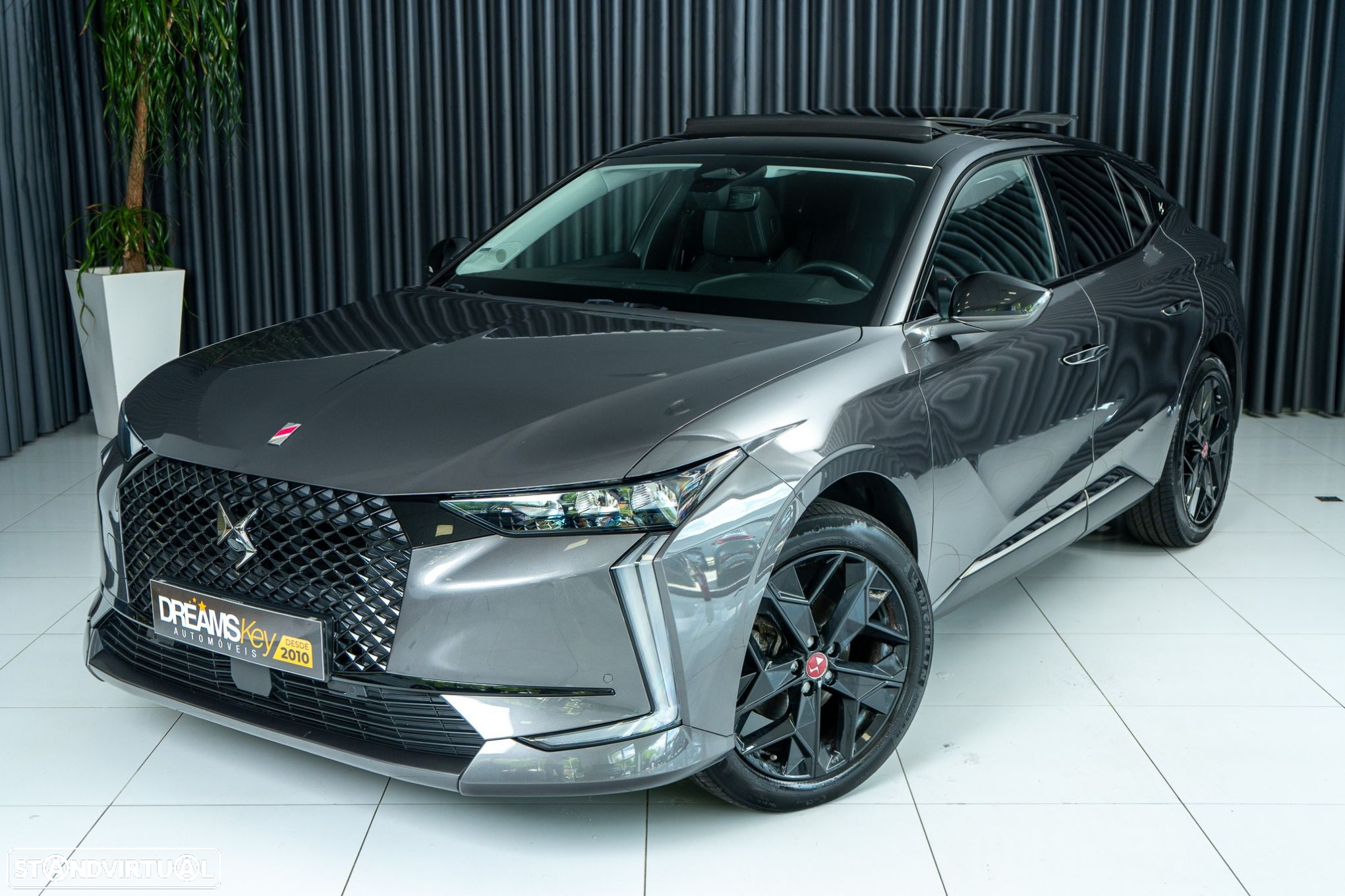 DS DS4 4 1.2 PureTech Performance Line EAT8 - 18