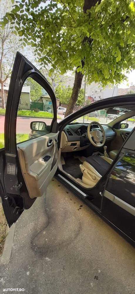 Renault Megane - 10