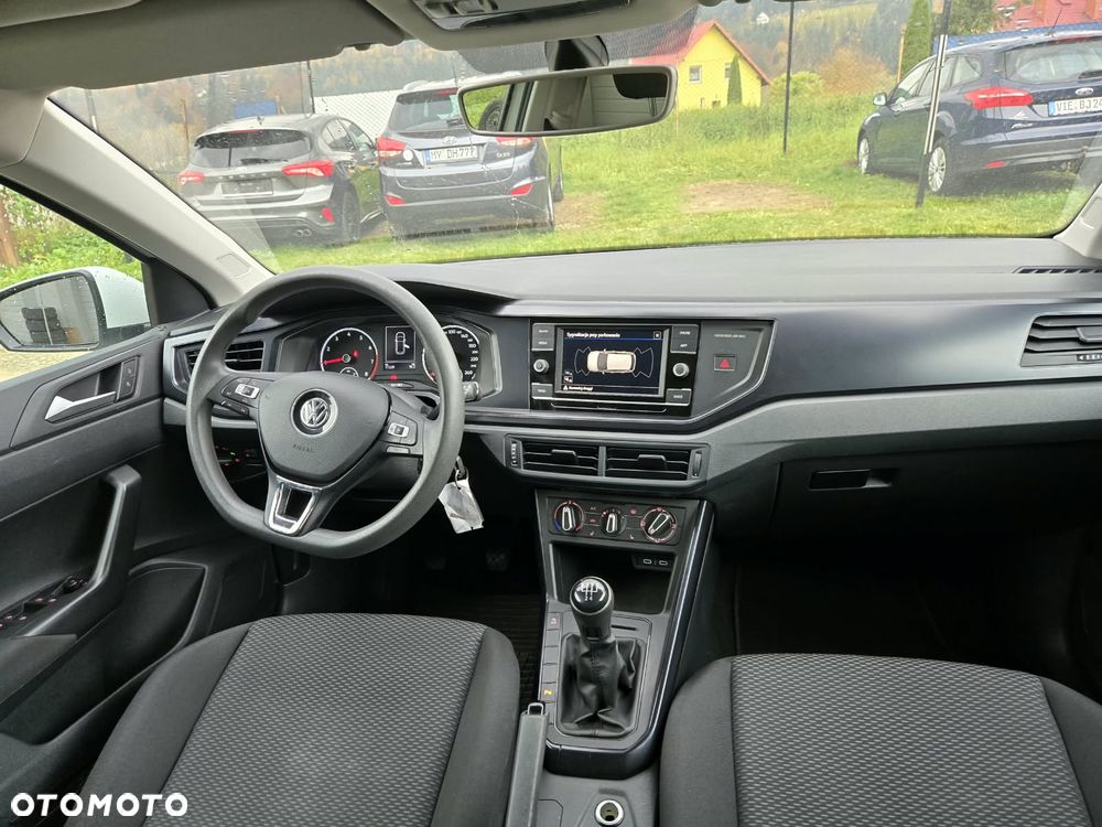 Volkswagen Polo - 17