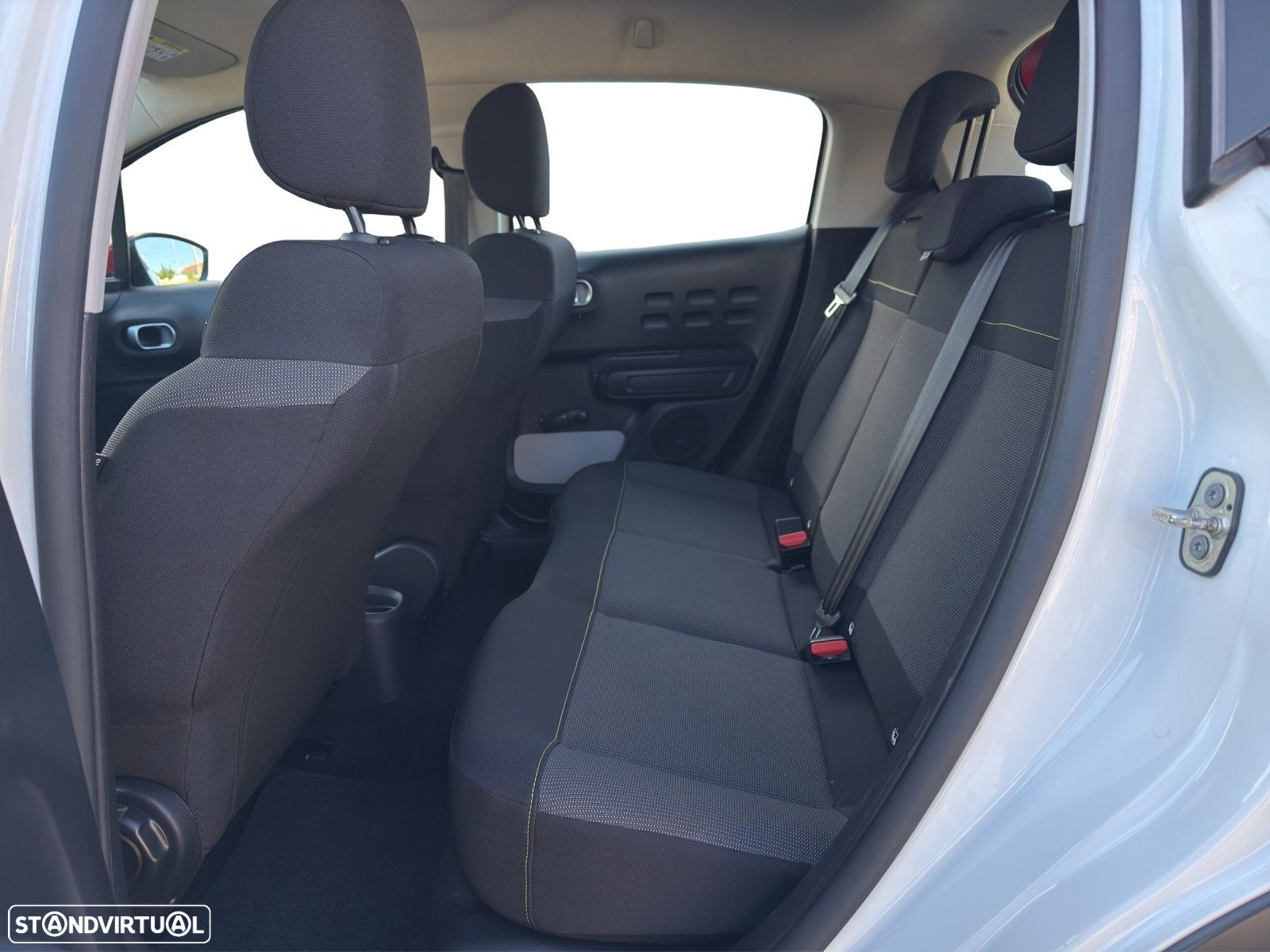 Citroën C3 Pure Tech Shine - 12