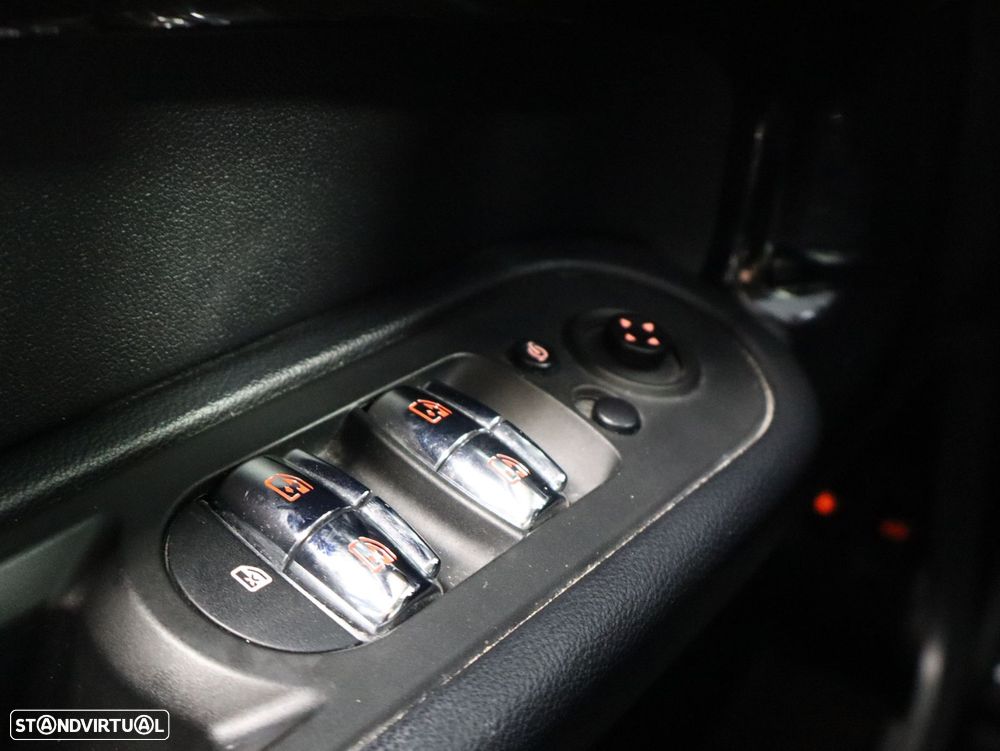 MINI Countryman Cooper SE ALL4 Auto - 20