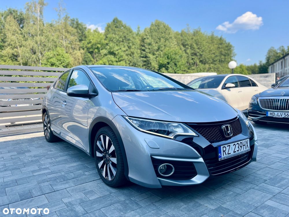 Honda Civic 1.8i-VTEC i-SHIFT Comfort - 2