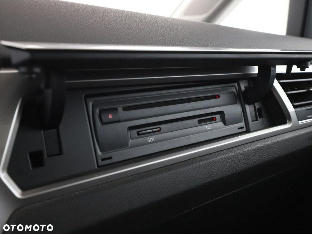 Volkswagen Touran 1.4 TSI (BlueMotion Technology) DSG Comfortline - 38