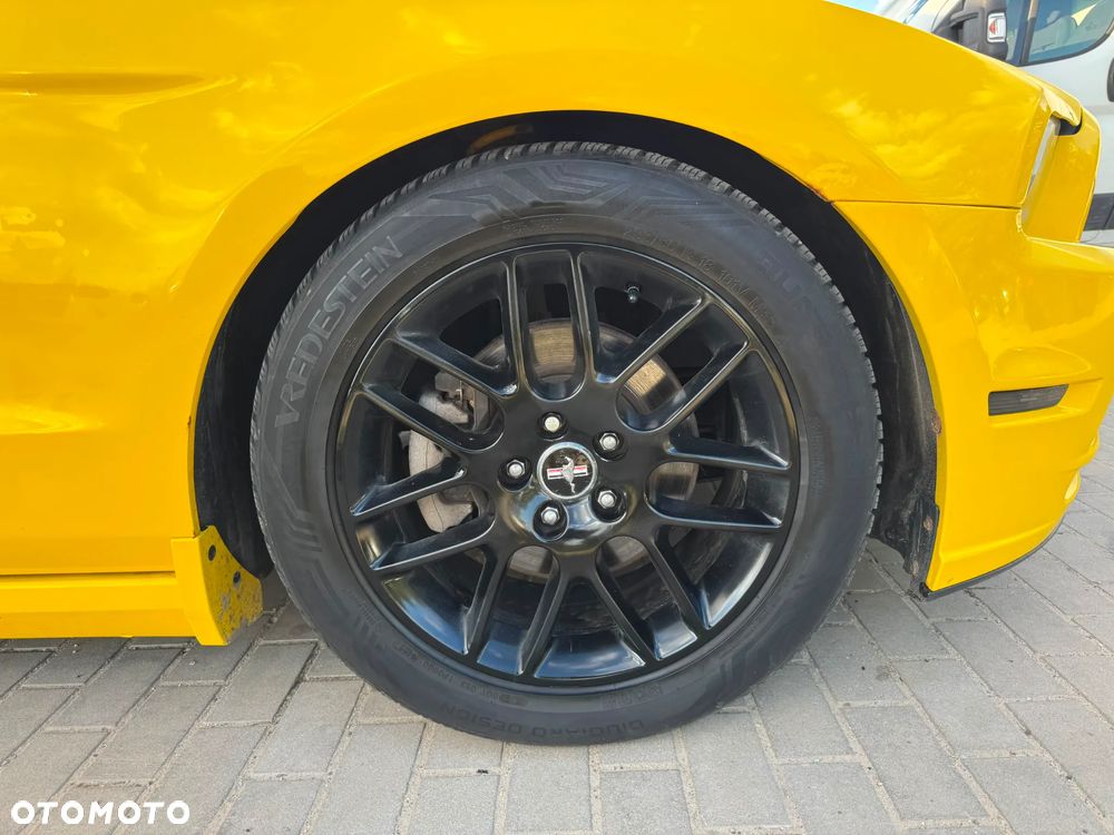 Ford Mustang 3.7 V6 - 12