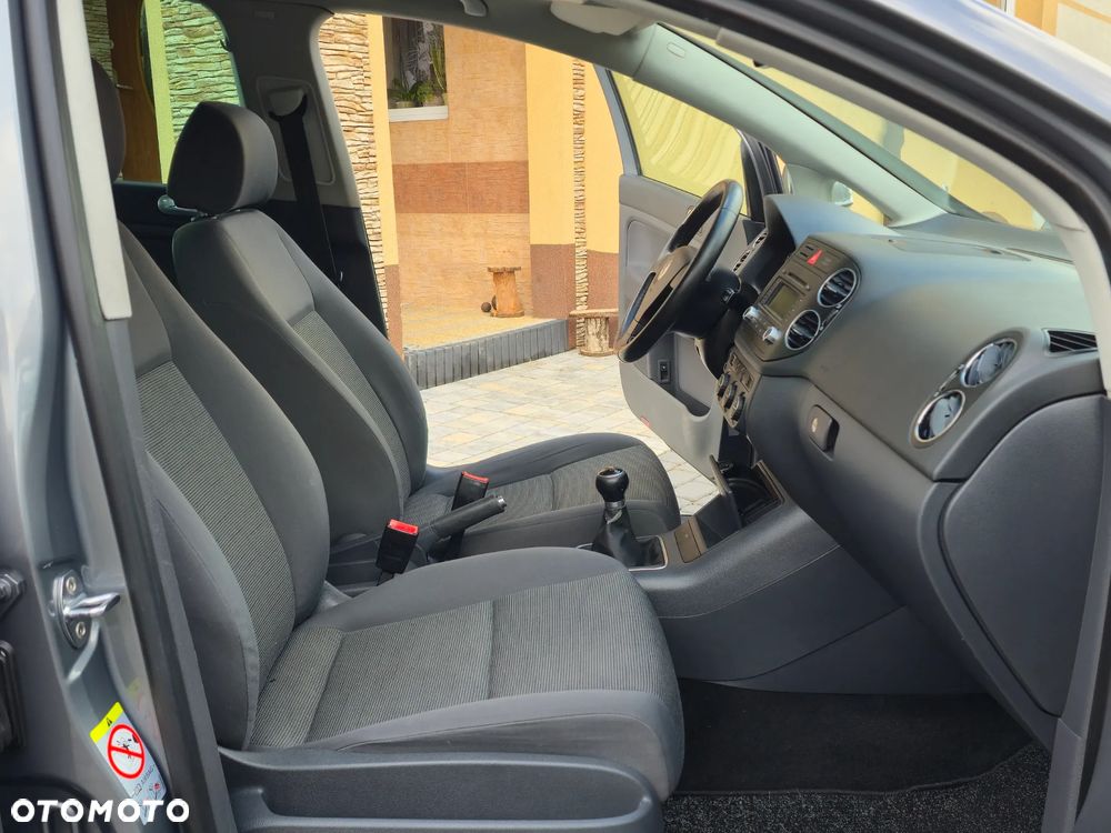 Volkswagen Golf Plus 1.6 Comfortline - 18
