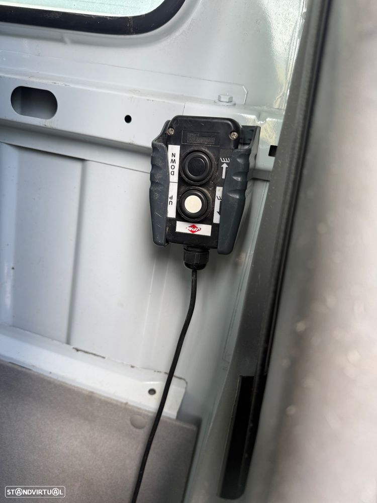 Renault Master 2.3 - 8