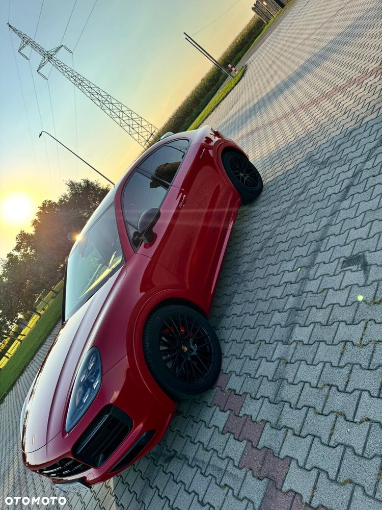 Porsche Cayenne - 14