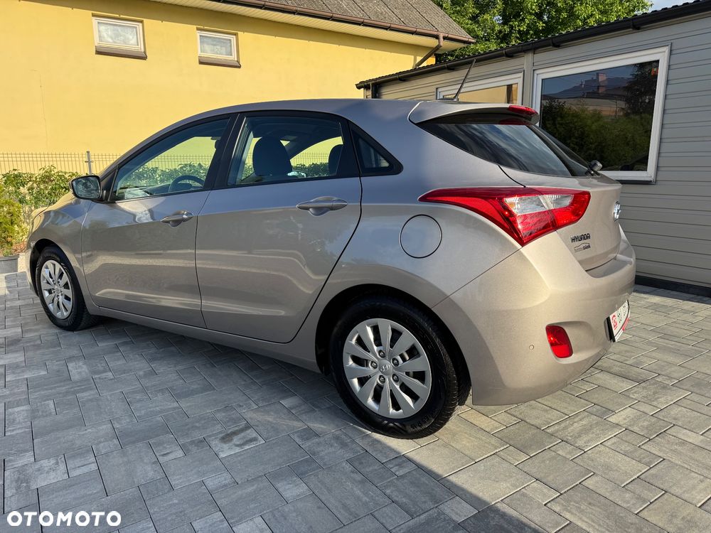 Hyundai i30 blue 1.4 Classic Navigation - 9