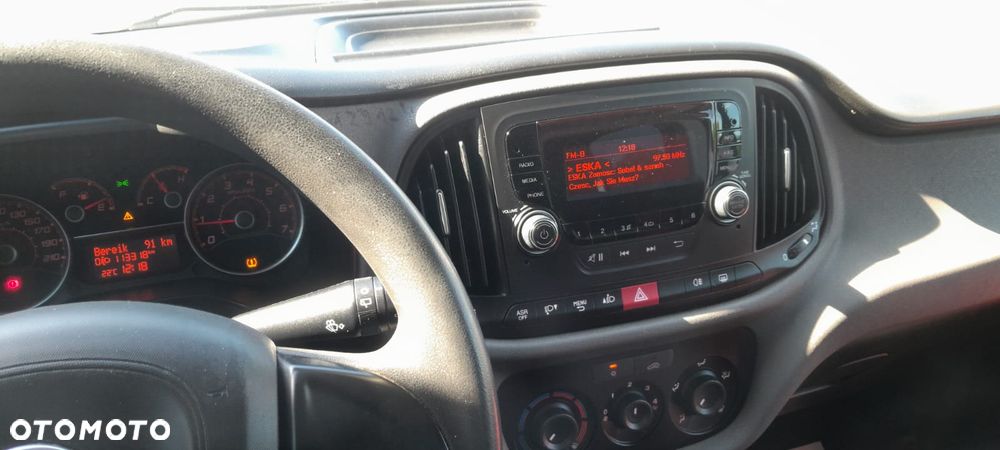 Fiat Doblo 1.4 16V Dynamic - 33