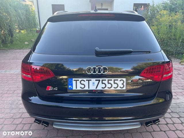 Audi S4 Avant S tronic - 15