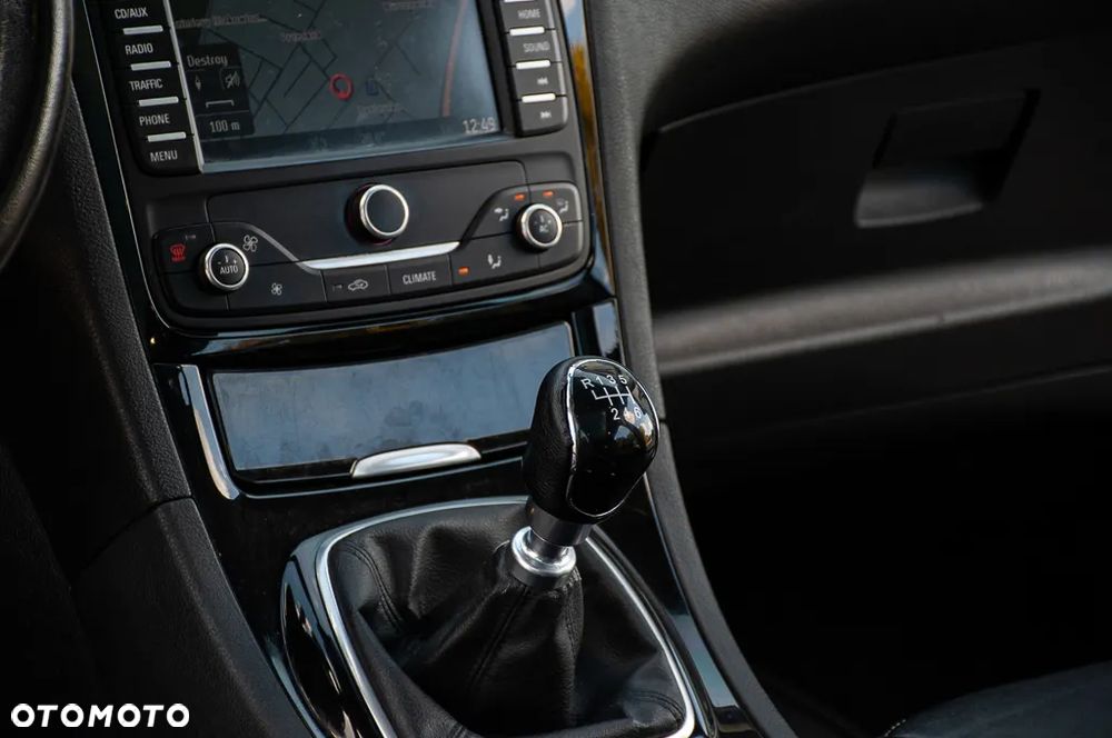 Ford S-Max 2.0 TDCi DPF Titanium - 37