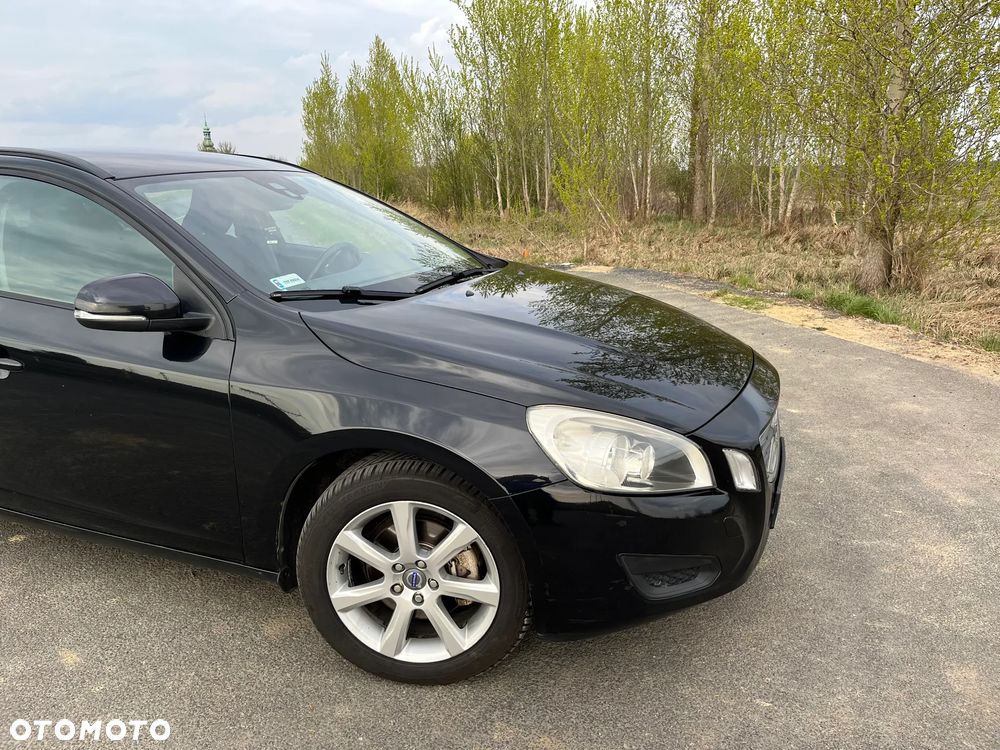 Volvo V60 D2 Kinetic - 16