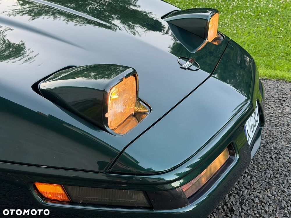Chevrolet Corvette - 21