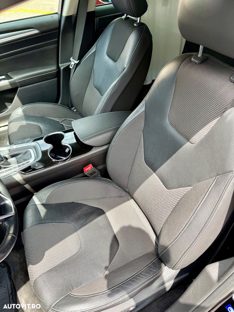 Ford Mondeo 2.0 TDCi Powershift Titanium - 10