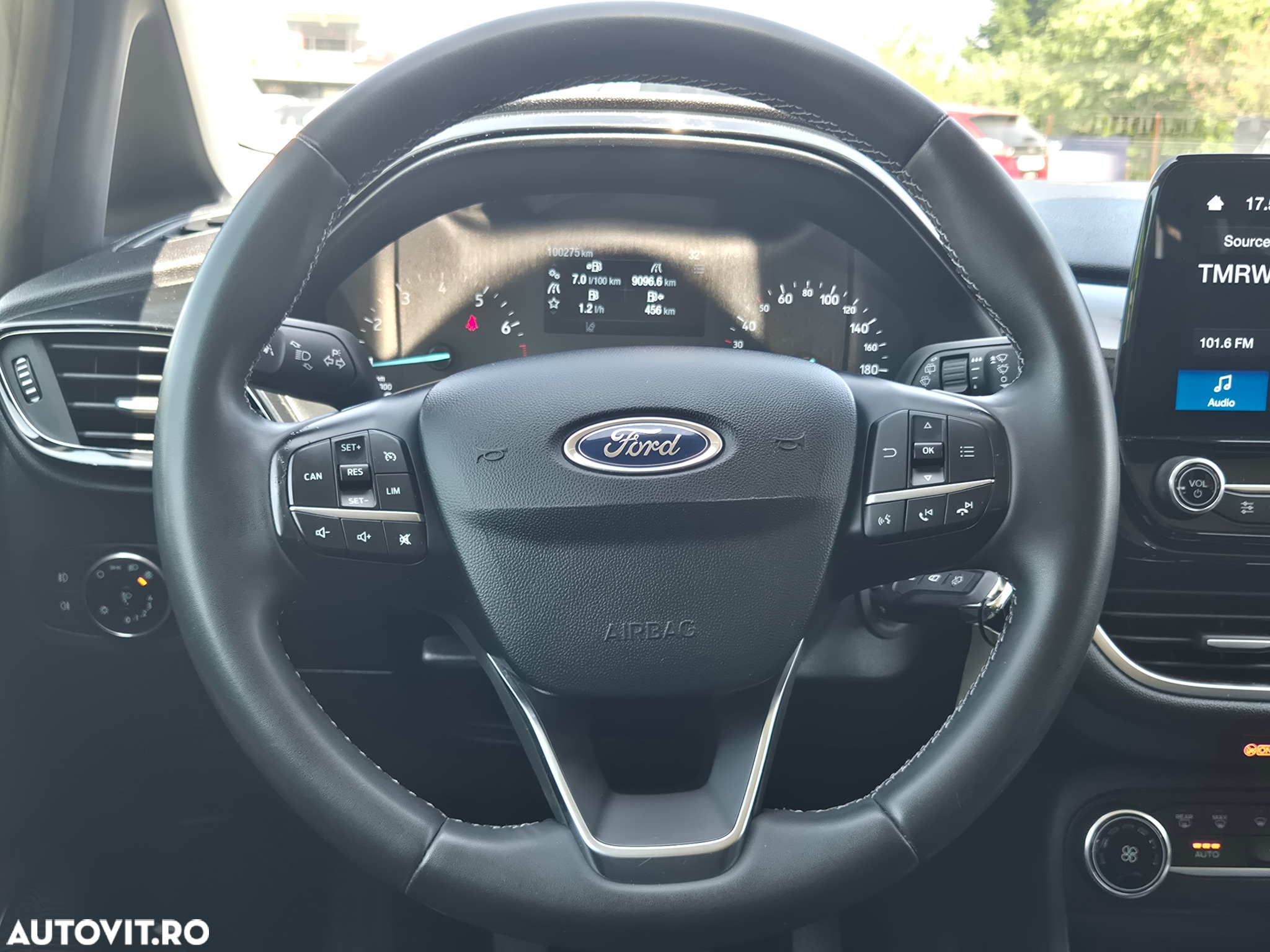 Ford Fiesta 1.0 EcoBoost Titanium - 14