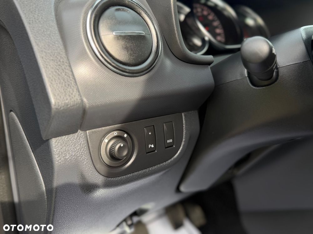 Dacia Sandero Stepway 0.9 TCe Laureate S&S - 28