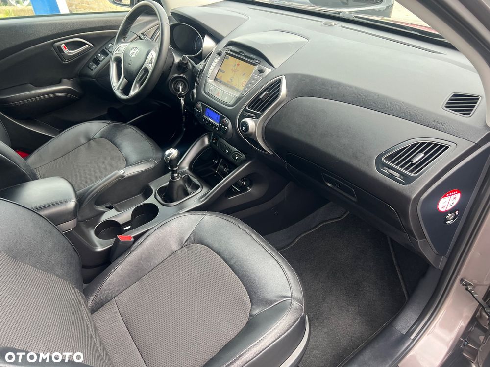 Hyundai ix35 - 25
