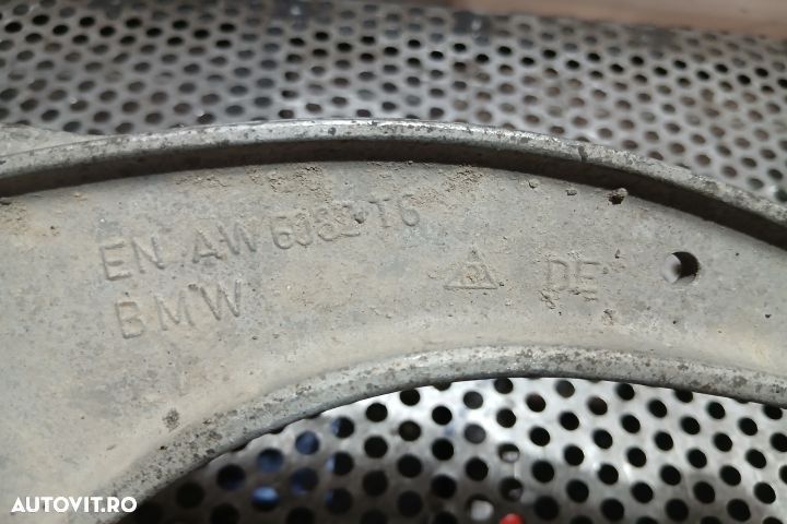 Brat superior fata stanga spre fata QL677596711 QL677596711 BMW Seria - 5