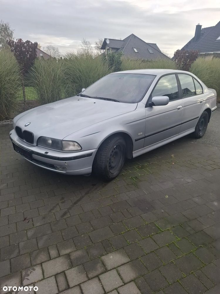 BMW Seria 5 520i - 1