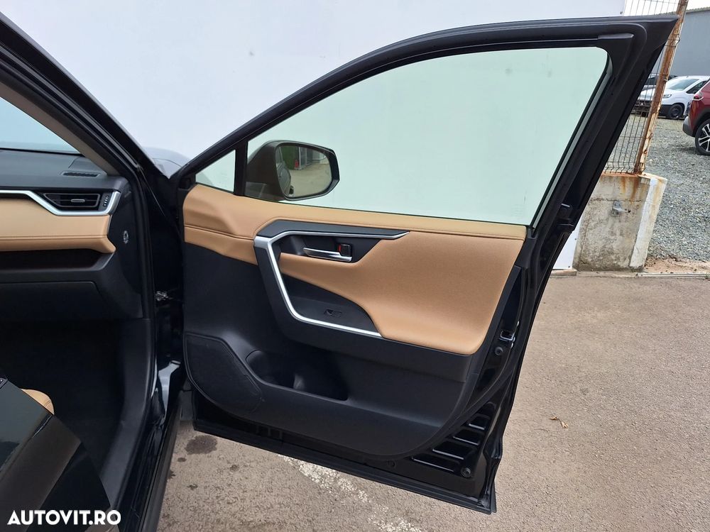 Toyota RAV4 - 13