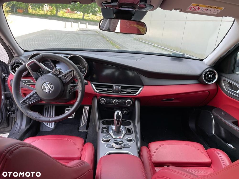 Alfa Romeo Giulia 2.0 Turbo Veloce Q4 - 6