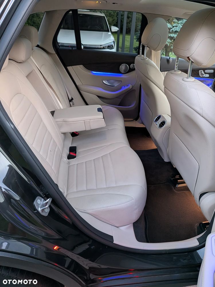 Mercedes-Benz GLC 220 d 4-Matic - 26