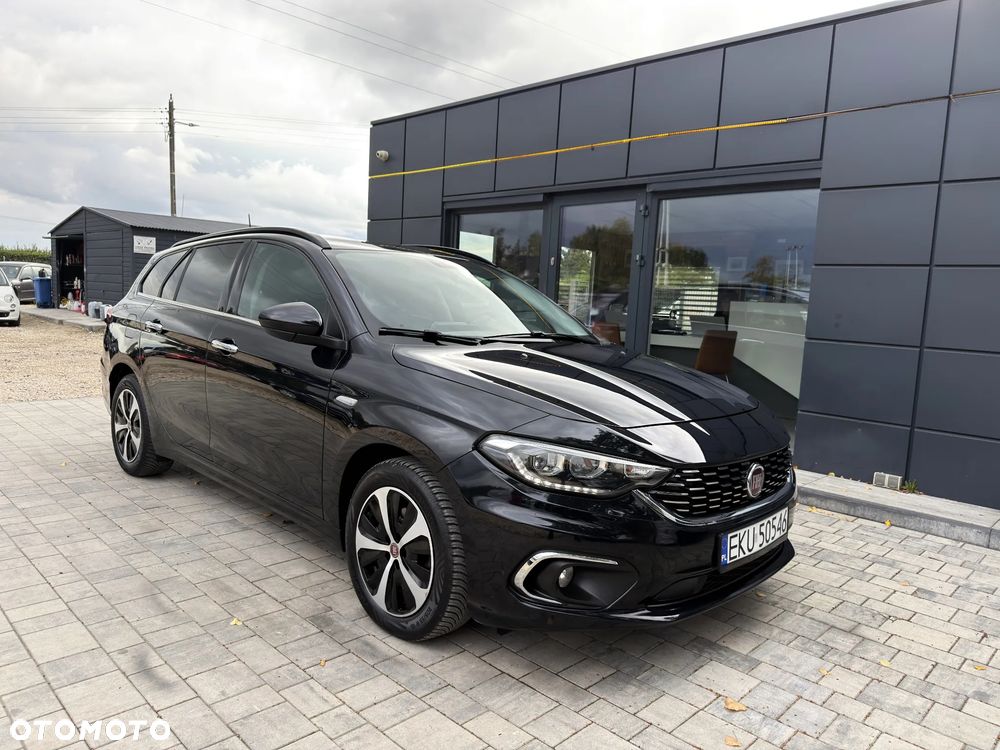 Fiat Tipo 1.6 MultiJet 16v Sport - 11
