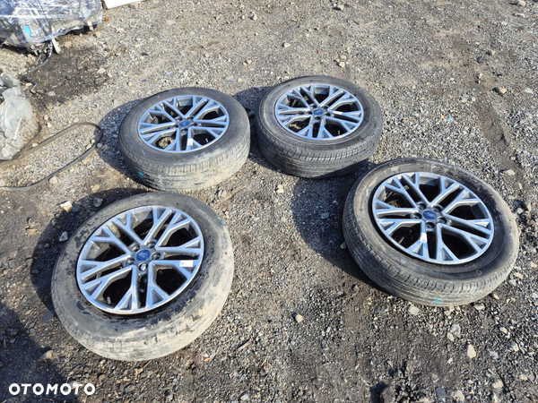 Ford Escape MK4 / Kuga 2019 - 2022 (2020) Koło Koła Felgi 225/60R18