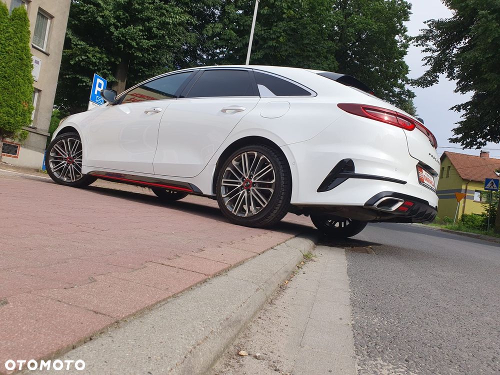 Kia ProCeed 1.6 T-GDI GT - 6