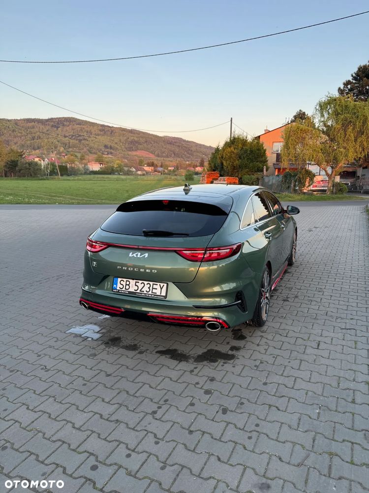 Kia ProCeed - 4