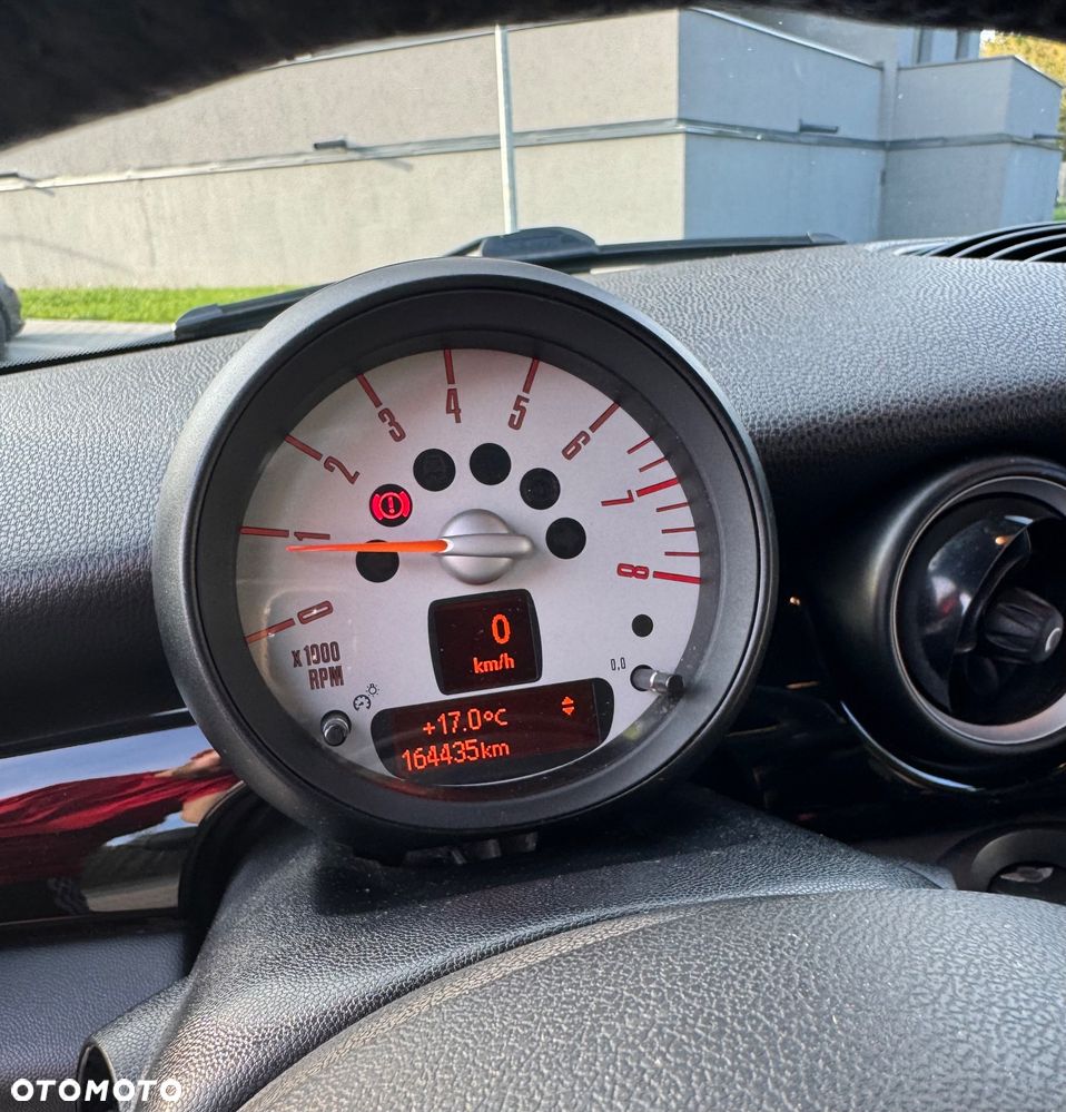 MINI Cooper Standard - 19