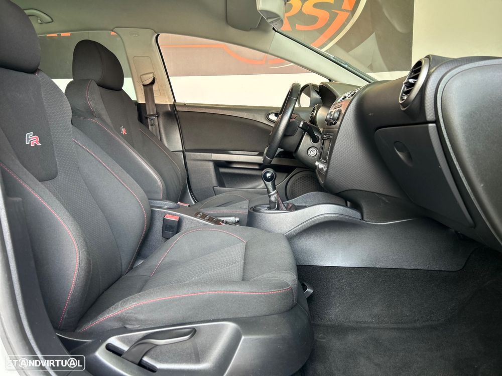 SEAT Leon 2.0 T FSI FR - 33