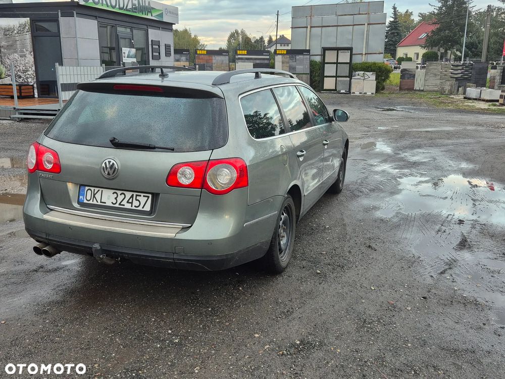Volkswagen Passat 2.0 FSI Comfortline - 8